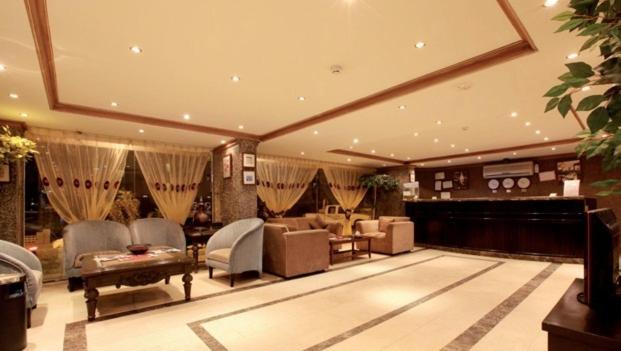อัล บารอน พาเลซ อัล โคบาร์ Aparthotel Nadinah ภายนอก รูปภาพ